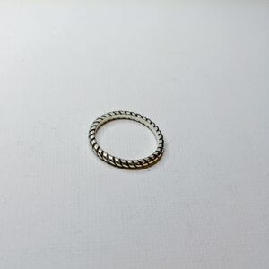 James Avery RETIRED Ring